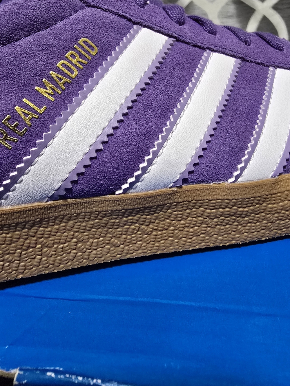 MEN Adidas Real Madrid Purple Suede Men's Sneakers Size 10 - Picture 6 of 13